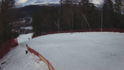 Prostřední část sjezdovky a snowpark