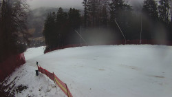 Prostřední část sjezdovky a snowpark