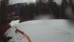 Prostřední část sjezdovky a snowpark