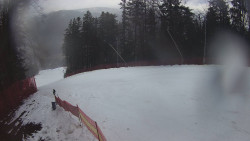 Prostřední část sjezdovky a snowpark