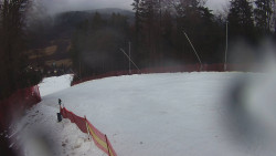 Prostřední část sjezdovky a snowpark