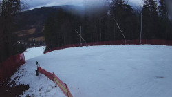 Prostřední část sjezdovky a snowpark