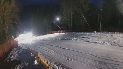Prostřední část sjezdovky a snowpark