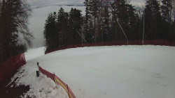 Prostřední část sjezdovky a snowpark