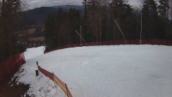 Prostřední část sjezdovky a snowpark