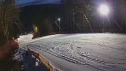 Prostřední část sjezdovky a snowpark