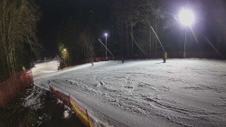 Prostřední část sjezdovky a snowpark
