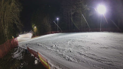 Prostřední část sjezdovky a snowpark