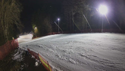 Prostřední část sjezdovky a snowpark