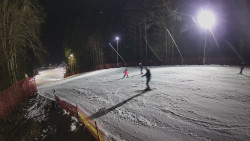 Prostřední část sjezdovky a snowpark