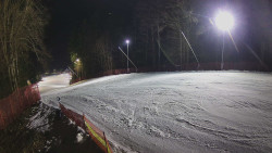 Prostřední část sjezdovky a snowpark