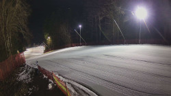 Prostřední část sjezdovky a snowpark