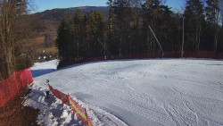 Prostřední část sjezdovky a snowpark