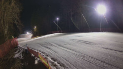 Prostřední část sjezdovky a snowpark