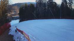 Prostřední část sjezdovky a snowpark