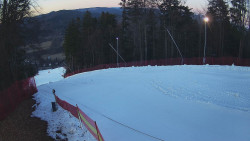 Prostřední část sjezdovky a snowpark