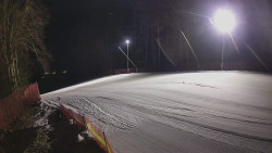 Prostřední část sjezdovky a snowpark