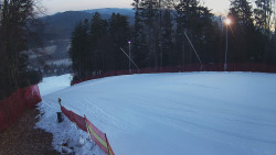 Prostřední část sjezdovky a snowpark