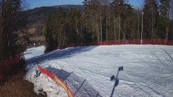 Prostřední část sjezdovky a snowpark