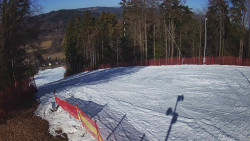 Prostřední část sjezdovky a snowpark