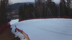Prostřední část sjezdovky a snowpark