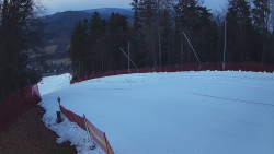 Prostřední část sjezdovky a snowpark