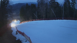 Prostřední část sjezdovky a snowpark