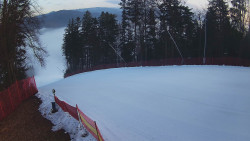 Prostřední část sjezdovky a snowpark