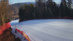 Prostřední část sjezdovky a snowpark