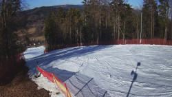 Prostřední část sjezdovky a snowpark