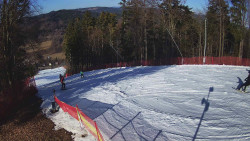 Prostřední část sjezdovky a snowpark