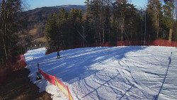 Prostřední část sjezdovky a snowpark