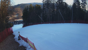 Skiareál Karolinka - Prostřední část sjezdovky a snowpark - 3.3.2026 v 07:25 Skiareál Karolinka - Prostřední část sjezdovky a snowpark - 3.3.2026 v 07:25