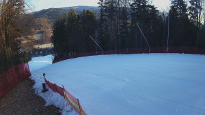 Skiareál Karolinka - Prostřední část sjezdovky a snowpark - 3.3.2026 v 07:32 Skiareál Karolinka - Prostřední část sjezdovky a snowpark - 3.3.2026 v 07:32