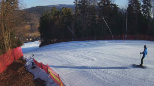 Skiareál Karolinka - Prostřední část sjezdovky a snowpark - 3.3.2026 v 08:32 Skiareál Karolinka - Prostřední část sjezdovky a snowpark - 3.3.2026 v 08:32