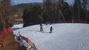 Skiareál Karolinka - Prostřední část sjezdovky a snowpark - 3.3.2026 v 10:02 Skiareál Karolinka - Prostřední část sjezdovky a snowpark - 3.3.2026 v 10:02