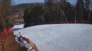 Skiareál Karolinka - Prostřední část sjezdovky a snowpark - 3.3.2026 v 10:05 Skiareál Karolinka - Prostřední část sjezdovky a snowpark - 3.3.2026 v 10:05