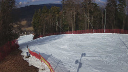 Prostřední část sjezdovky a snowpark