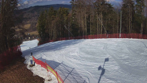 Skiareál Karolinka - Prostřední část sjezdovky a snowpark - 3.3.2026 v 14:10 Skiareál Karolinka - Prostřední část sjezdovky a snowpark - 3.3.2026 v 14:10