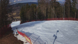 Prostřední část sjezdovky a snowpark
