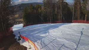 Skiareál Karolinka - Prostřední část sjezdovky a snowpark - 3.3.2026 v 15:32 Skiareál Karolinka - Prostřední část sjezdovky a snowpark - 3.3.2026 v 15:32