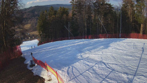 Skiareál Karolinka - Prostřední část sjezdovky a snowpark - 3.3.2026 v 15:55 Skiareál Karolinka - Prostřední část sjezdovky a snowpark - 3.3.2026 v 15:55
