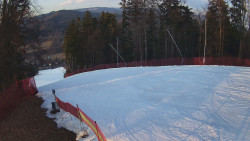 Prostřední část sjezdovky a snowpark