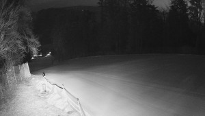 Skiareál Karolinka - Prostřední část sjezdovky a snowpark - 4.3.2026 v 05:20 Skiareál Karolinka - Prostřední část sjezdovky a snowpark - 4.3.2026 v 05:20