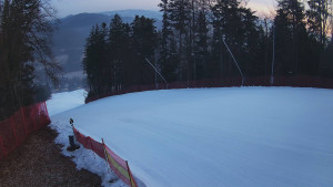 Skiareál Karolinka - Prostřední část sjezdovky a snowpark - 4.3.2026 v 06:02 Skiareál Karolinka - Prostřední část sjezdovky a snowpark - 4.3.2026 v 06:02