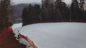 Skiareál Karolinka - Prostřední část sjezdovky a snowpark - 4.3.2026 v 08:40 Skiareál Karolinka - Prostřední část sjezdovky a snowpark - 4.3.2026 v 08:40