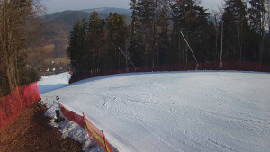 Skiareál Karolinka - Prostřední část sjezdovky a snowpark - 4.3.2026 v 09:10 Skiareál Karolinka - Prostřední část sjezdovky a snowpark - 4.3.2026 v 09:10