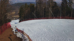 Prostřední část sjezdovky a snowpark