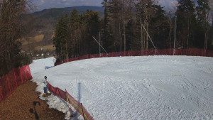 Skiareál Karolinka - Prostřední část sjezdovky a snowpark - 4.3.2026 v 11:05 Skiareál Karolinka - Prostřední část sjezdovky a snowpark - 4.3.2026 v 11:05