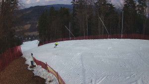 Skiareál Karolinka - Prostřední část sjezdovky a snowpark - 4.3.2026 v 11:35 Skiareál Karolinka - Prostřední část sjezdovky a snowpark - 4.3.2026 v 11:35